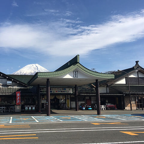 &nbsp;

&nbsp;
朝霧高原もちやのアクセス