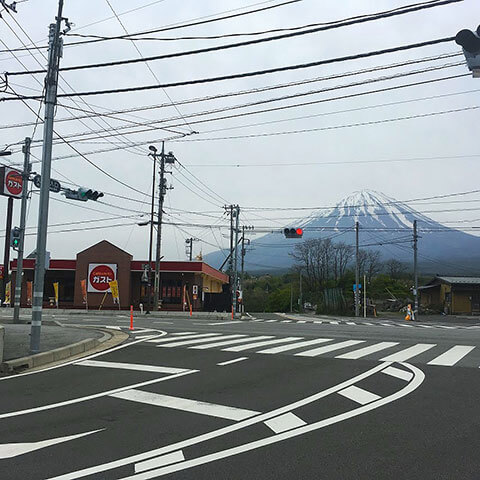 アクセス